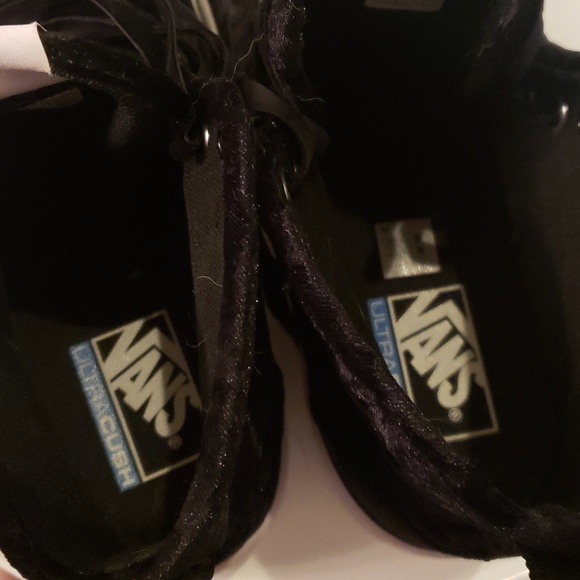 Van's Black Crushed Velvet Sentry Hi-top Sneakers size 10. FF27 - Picture 7 of 7
